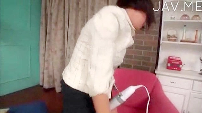 Seductive MILF Bends Over Low For His Perfect Cock Sucking Skills