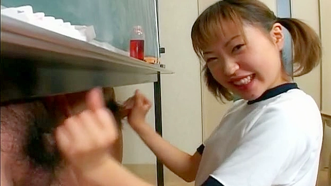 Joyful Japanese Chick Gives Blissful Handjob Treatments