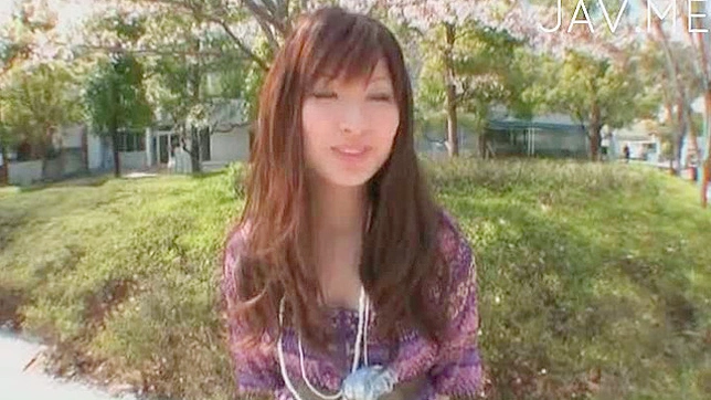 Kinky Diva Gets Pounded Harder With Her Legs Spread Wide