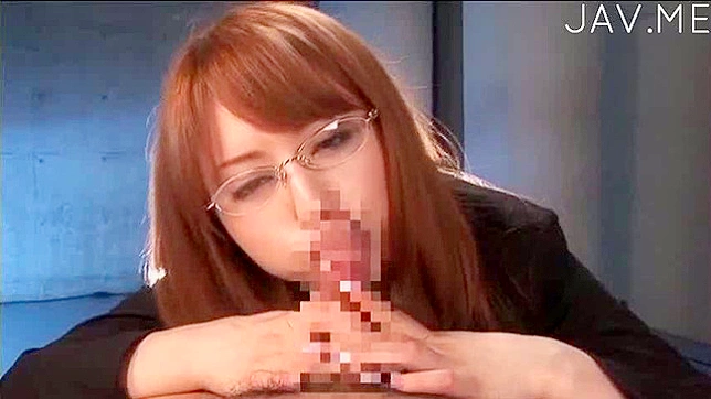 Shy Japanese Chick Fingers Her Cunt for Mind-Bending Orgasm Blast