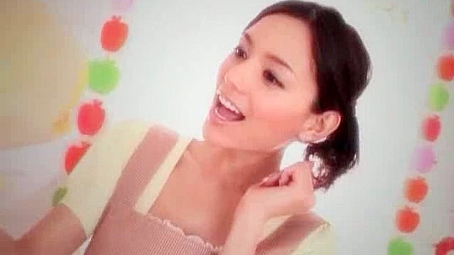 Naughty Threesome - Seductive Chick Sucking & Riding Two Big Dicks