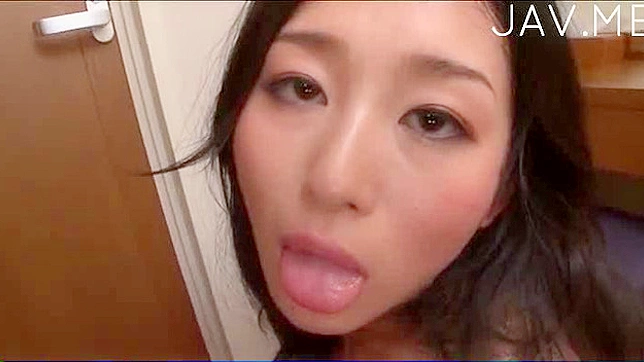Asian Angel's Perfect Figure Tempts BF Into Deep Kiss Passionately