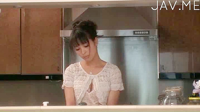 Alluring Asian Chick Shows Off Flexible Pussy During Workout Sex