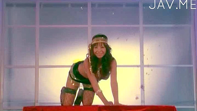 Gorgeous Japanese Chick’s Beaver Stretched Fully for Pleasure