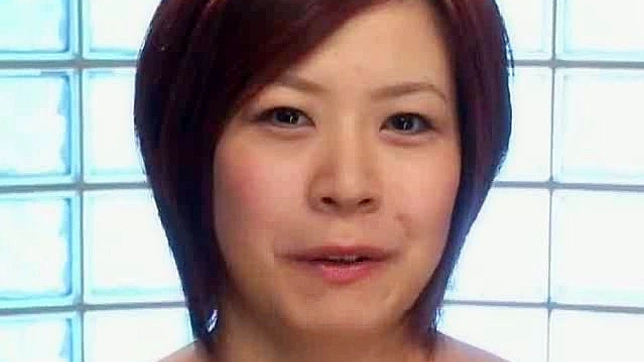 Seductive Babe Performs Blowjob Before Getting Pounded Doggy Style