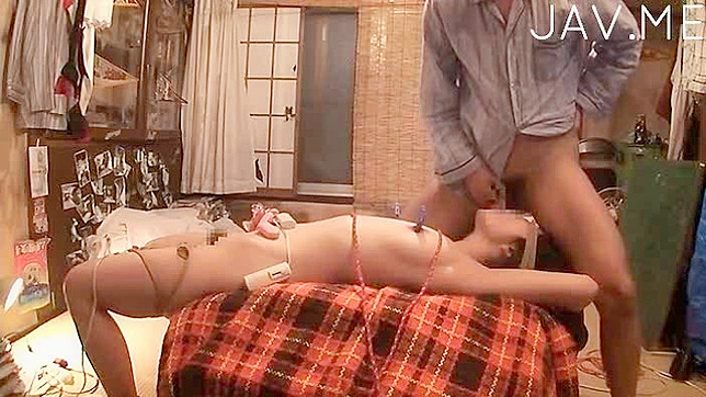 Skilled Japanese Beauty Pleasures Master With Blowjob Expertise