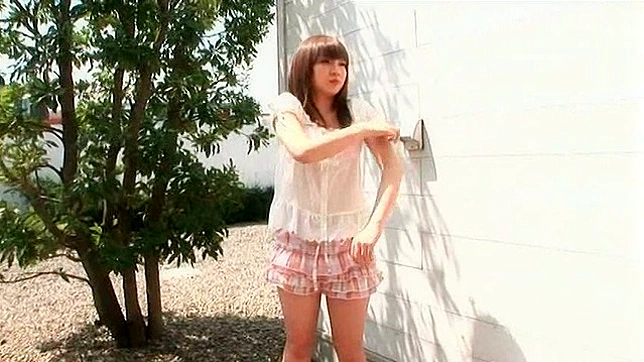 Shy Japanese Beauty Reveals Her Stunning Body Assets