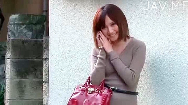 Naughty Japanese Gets Her Pussy Hammered Roughly