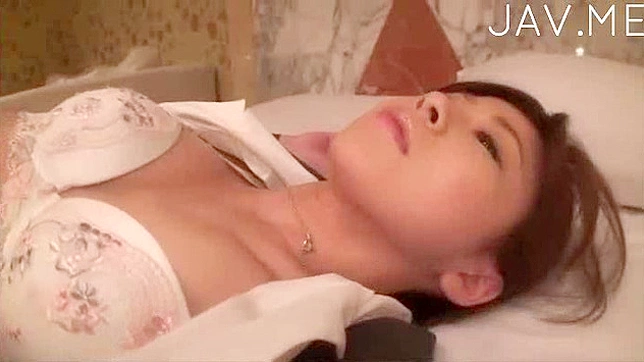 Cute Petite Japanese Girl 18+ Flexes Her Sexy Curves Seductively