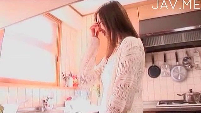Teen 18+ Kneeling Submissively Takes A Massive Dong In Mouth