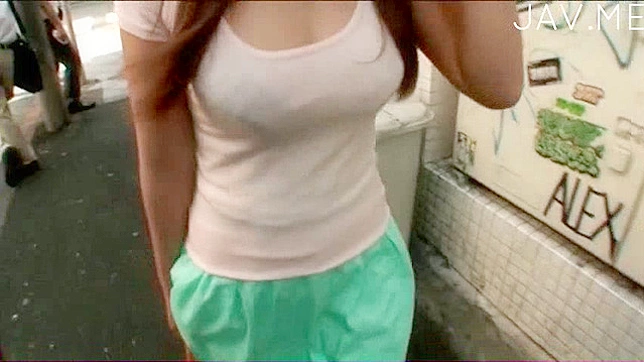 Busty Bimbo Stuns With Her Insane Cock-Sucking Skills In Gangbang Orgy