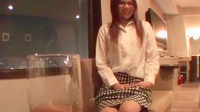 Glasses Brunette Deeply Swallowing Hairy Cock Passionately