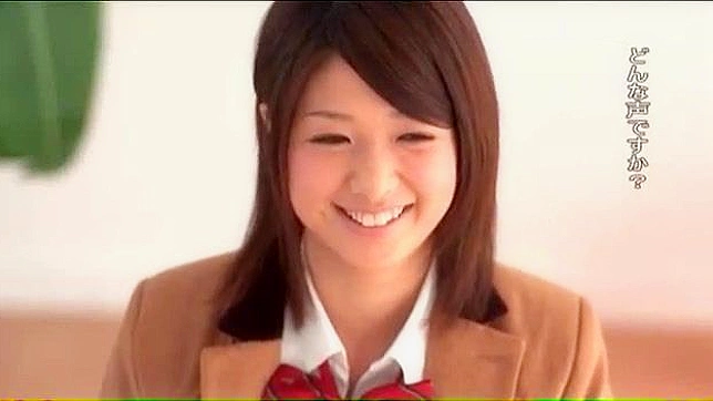 Schoolgirl 18+ Gets Her Pussy Pleasured by Expert Hand Job