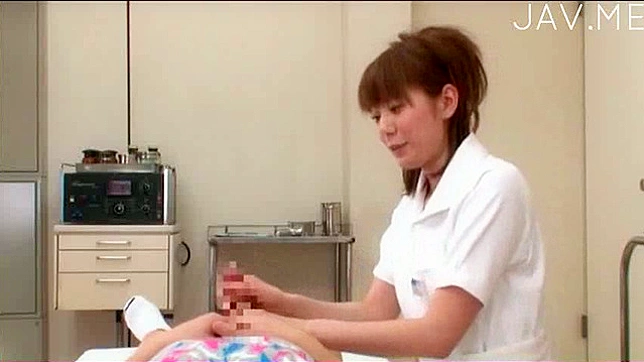 Wild Babe Thrusts Giant Toy into Tight Pussy Frenzy