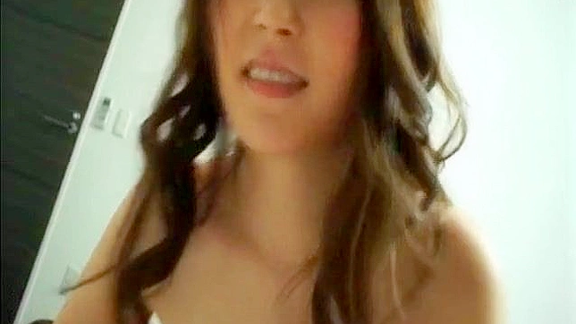 Seductive MILF Teases Cock With Tits Before Deep Throat