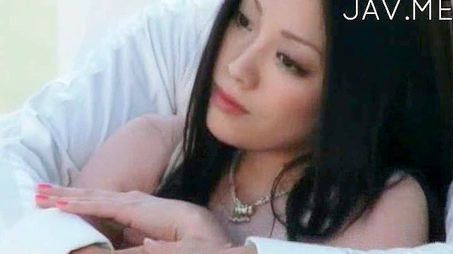 Outdoor Amateur Beauty Blows Cock & Swallows Greedily