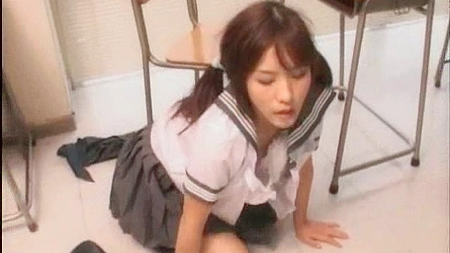 Seductive Japanese Foxy Gets Fucked Sensually Well