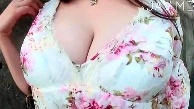 Hot Bimbo Craves and Devours Deliciously Huge Cocks with Lust