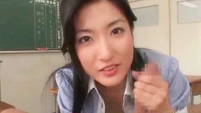 Captivating Asian Sweetheart Gets Pleasured by Tongue Expertise