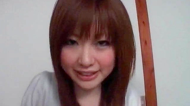 Teen 18+ Seductress Goes Naughty Underwater During Bath Adventure