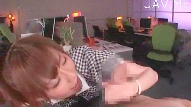 Lustful Hottie Satisfies Needy Stud Craving Her Tight Pussy