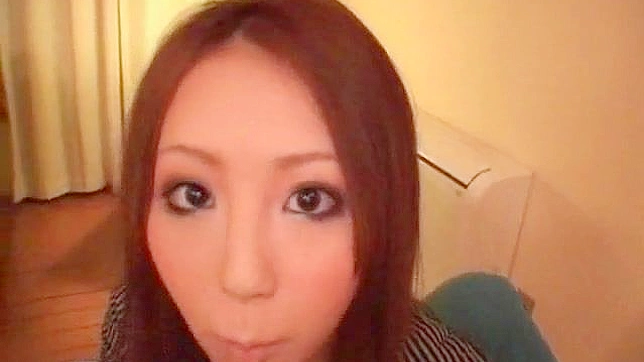 Young Hottie's Juicy Nasty Playtime Ends With Finger Orgasm Bliss