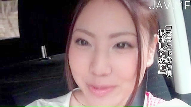 Irresistible Asian Beauty Gives a Seductive Cock-Sucking Experience