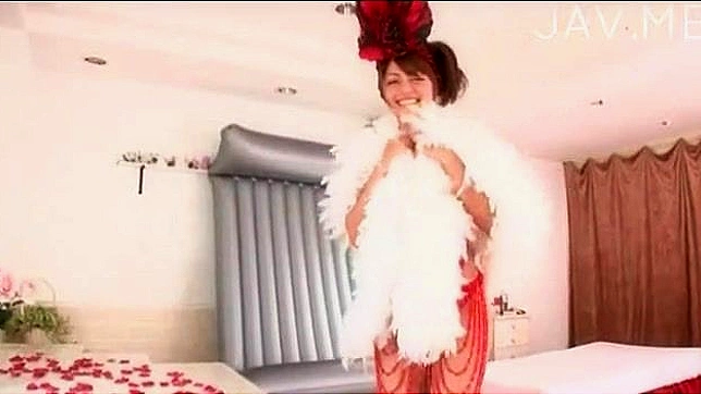 Hot Sultry Asian Chick in Lingerie Gives Mind-blowing Blowjob