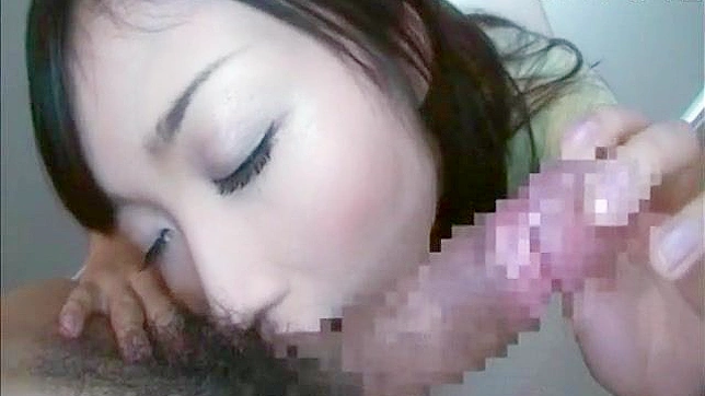 Shy Teen 18+ Amateur Gets Lusty Giving Stud Oral Satisfaction
