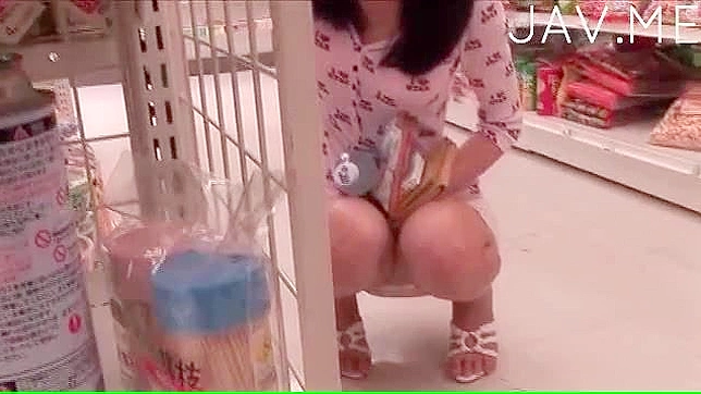 Sexy Teen 18+ Craves Hot Action and Bangs Her Tight Vag Hard Now