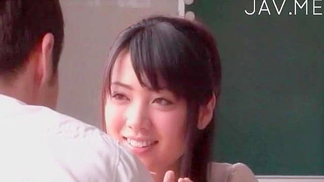 Sex-Kitten Asian Takes Cock Deeply For Nasty Fuck Festivities