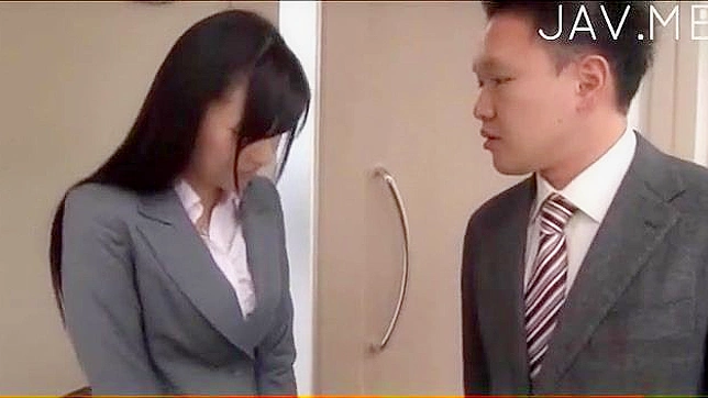 Seductive Japanese Lass Basks in Blissful Pussy Toying Adventures