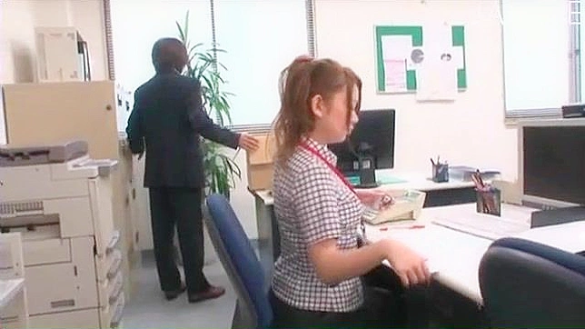 Seductive Teen 18+ Tempts Her Stepdad For A Forbidden Fuck