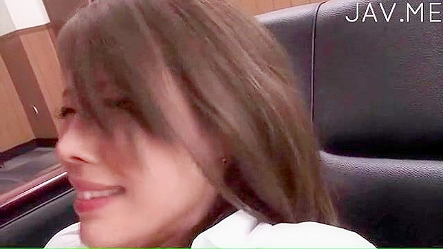 Sensual Nida Gets Mouth Fingered While Her Pleasure Center Ignites