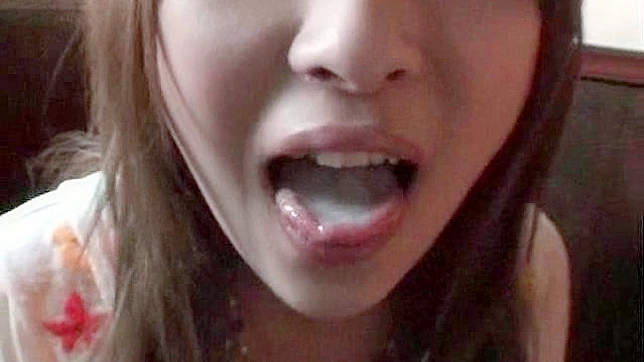 Passionate Diva Delivers Mind-Bending Blowjob Techniques Skillfully