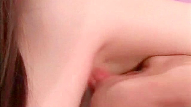 Sexy Lingerie Asian Gets Wild Toying & Cunnilingus Fun