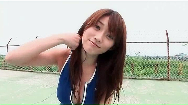 Asian Beauty Offers Her Magnificent Body for Steamy Action