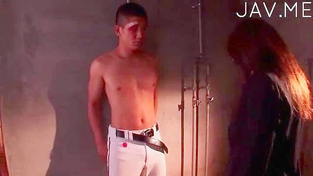 Asian Glasses Queen Delivers Mind-blowing Blowjob Skills Expertly