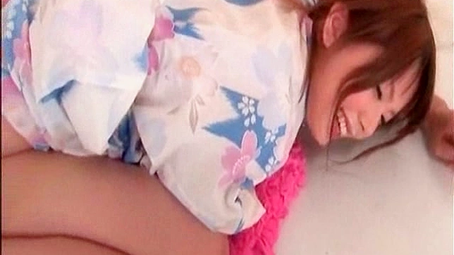 Amateur Asia Beauty Shares Her Sexy Pussy And Mouth For Pure Pleasure