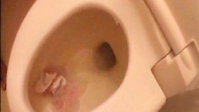 Amateur Asia Beauty Shares Her Sexy Pussy And Mouth For Pure Pleasure