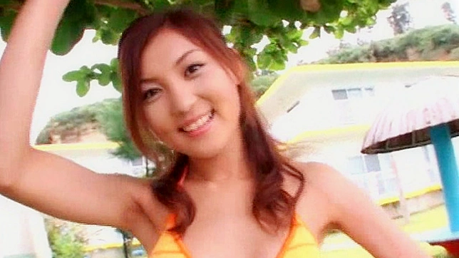 Cute Japanese Sweetheart Bares Her Hot Body in Sexy Bikini Showdown