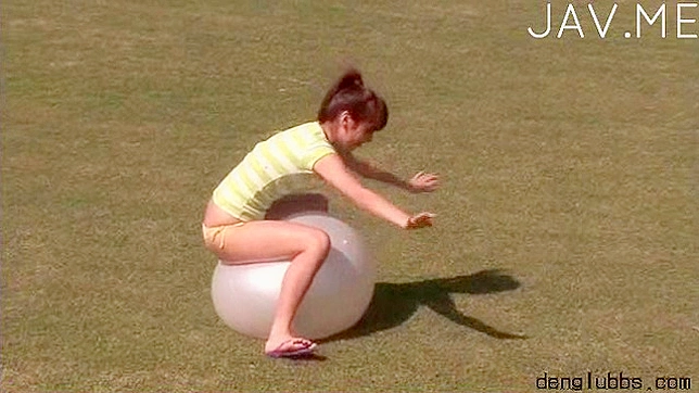 Sensual Japanese Teen 18+ Gives Hot Oral Before Wild Sex Showdown