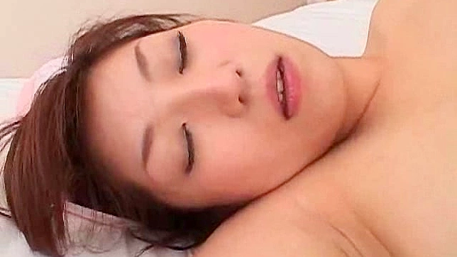 Sizzling Hot Japanese Chick Gets Arousingly Fucked