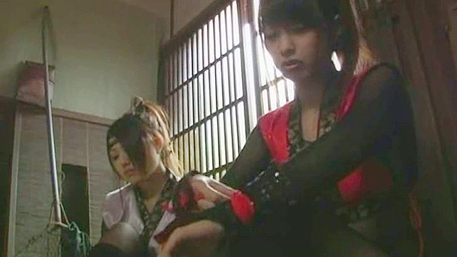 Sizzling Hottie Gives MindBlowing Blowjob to Hunk