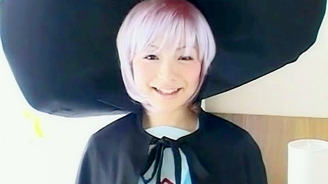 Sensual Masseuse Expertly Handles Huge Cock