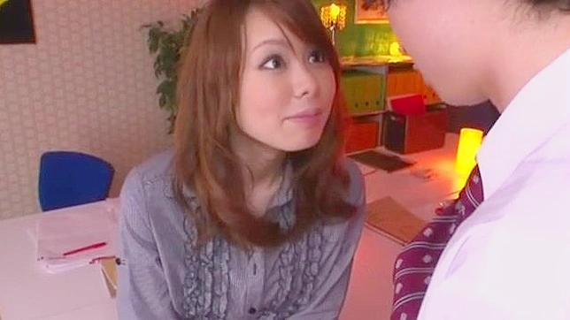 Hot No-Panty Female Teacher Gives Sultry Blowjob Class Act