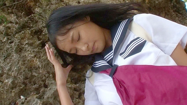 Tanned Beauty at Summer Fest Gets Fucked Hard Outdoors