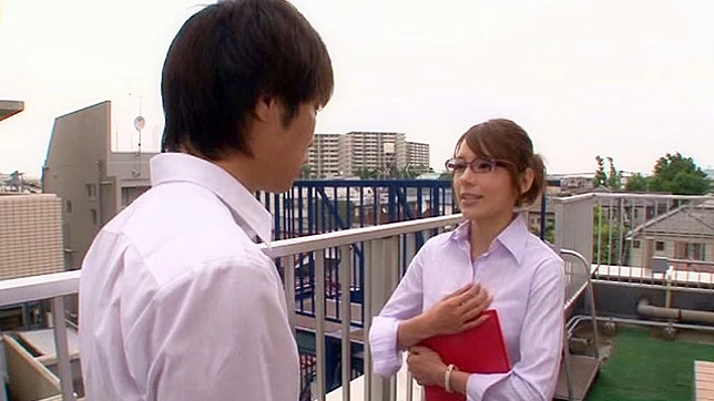 Nearby Beauty Tempts and Seduces Me in Steamy Encounter