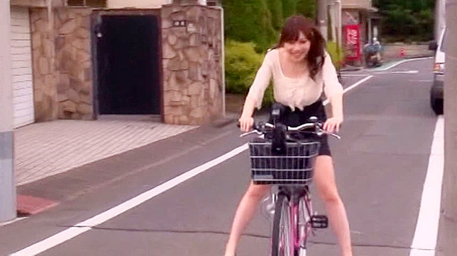 Lazy Orgasmic Massage Ends With Sticky Bodily Release