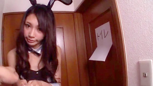 Sex-starved Amateur Overflows with Uncontrollable Lust Desire